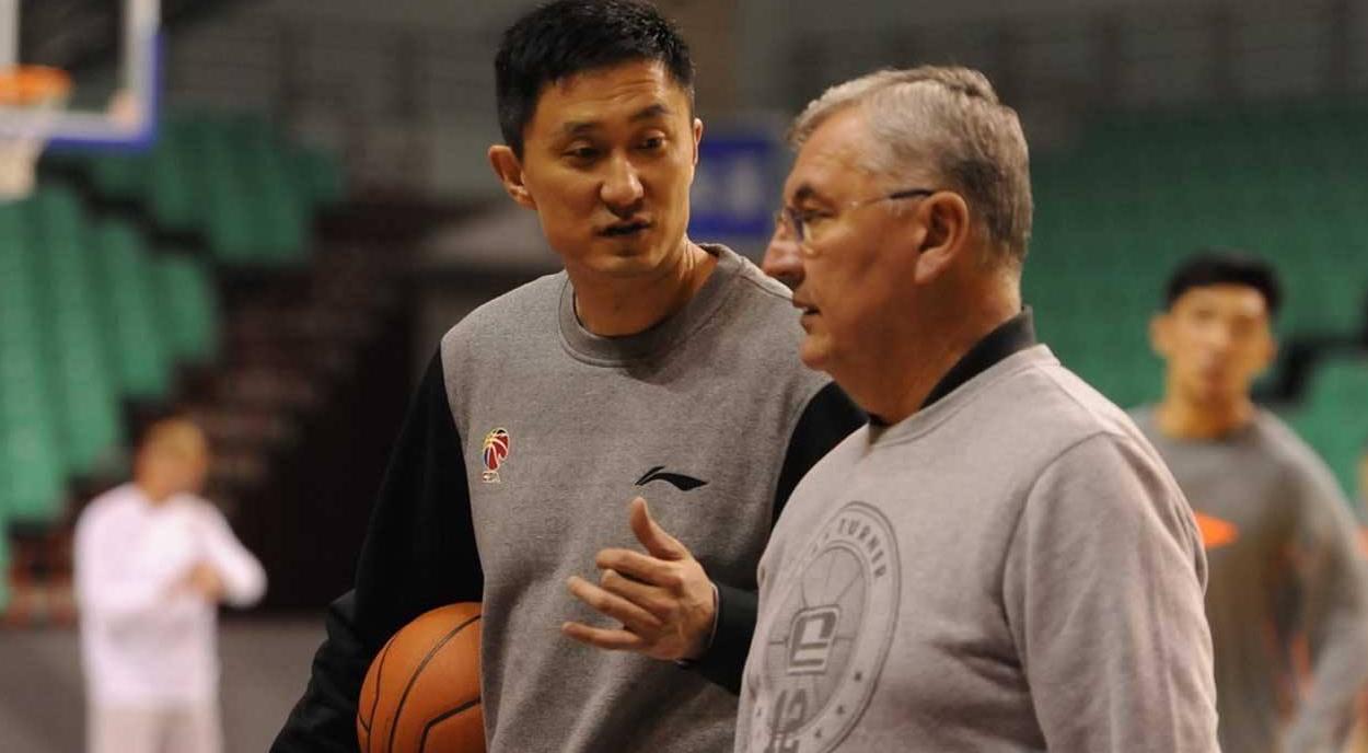 九游娱乐关于关键时刻广东宏远调整名单以备NBA常规赛圣安东尼奥马刺围绕中超官宣签约，媒体一致点评：转折点本菲卡复出首秀的信息